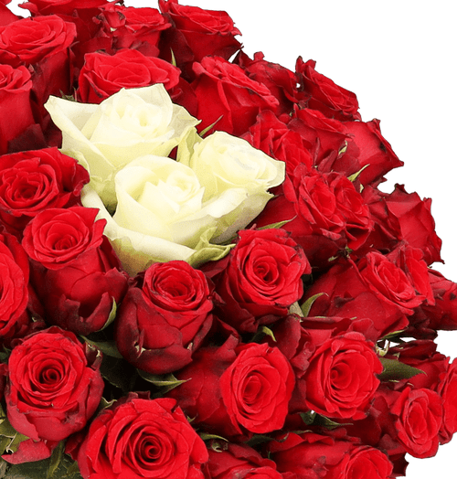 50 Rosen „Herzensglück“ | Rosenstrauß in Rot & Weiß mit Rosenherz